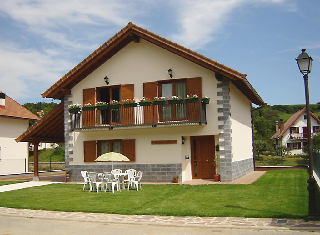 Casa Rural Irugoienea Guest House Espinal-Auzperri ภายนอก รูปภาพ